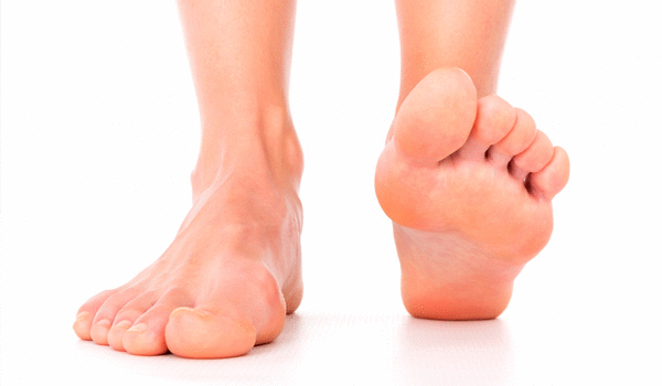 A influência dos pés no corpo e no treino